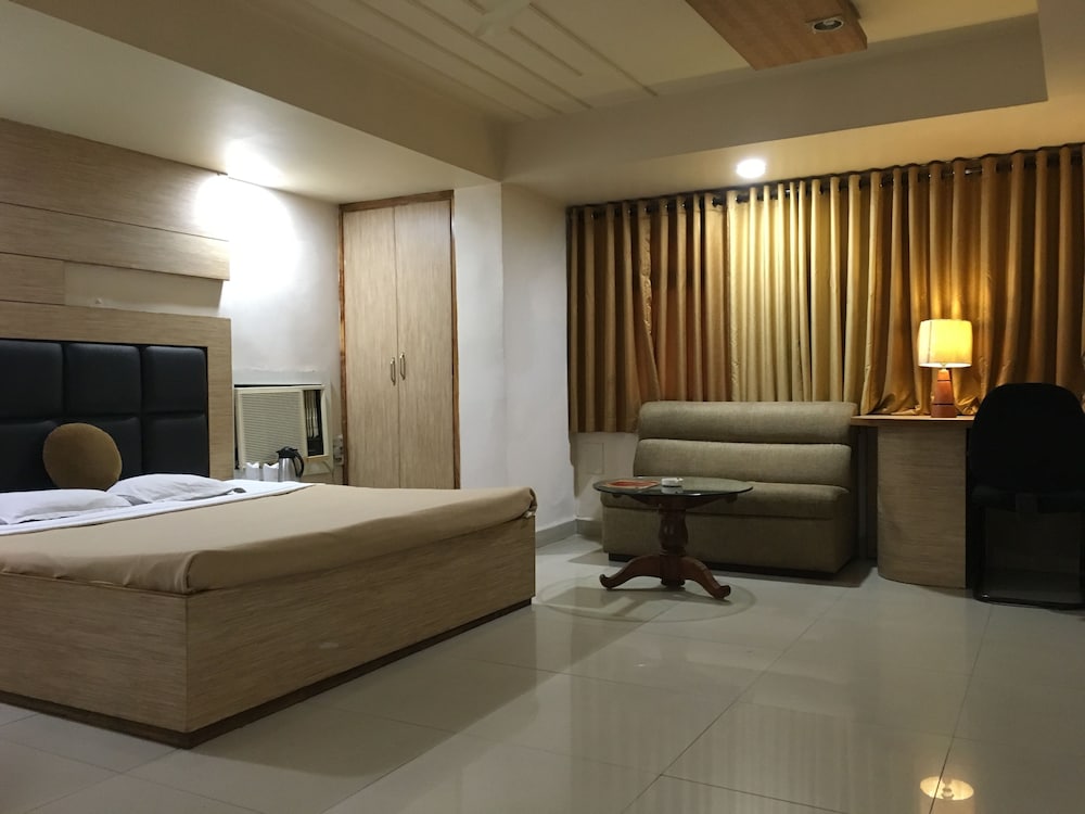 Super Deluxe Room - Photo 1