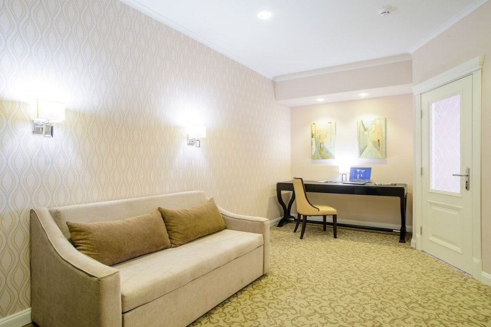 Presidential Suite photo 3