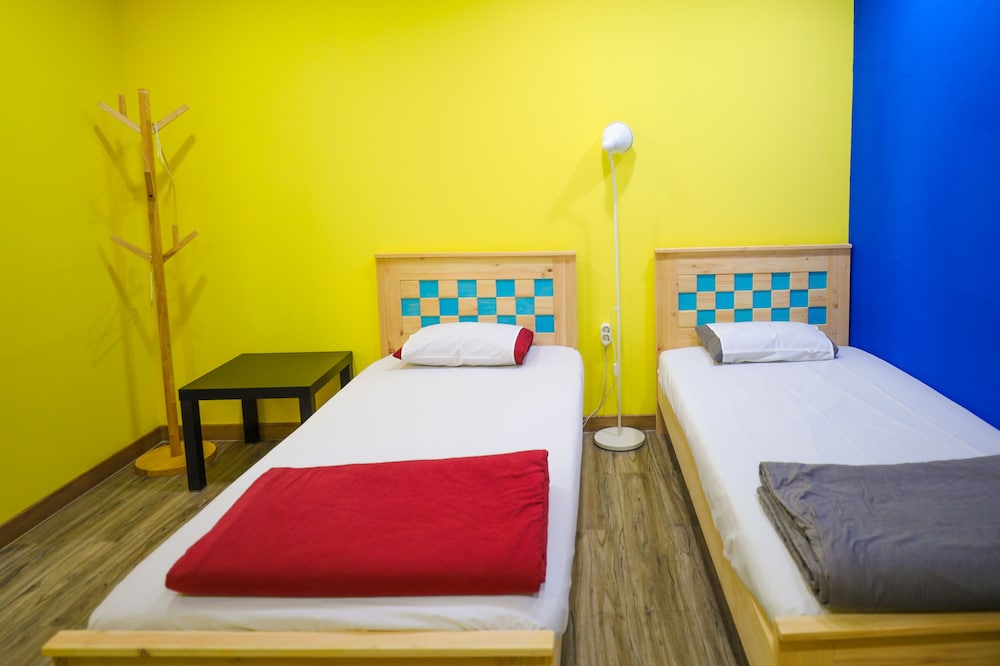 City Twin Room (202) photo 2