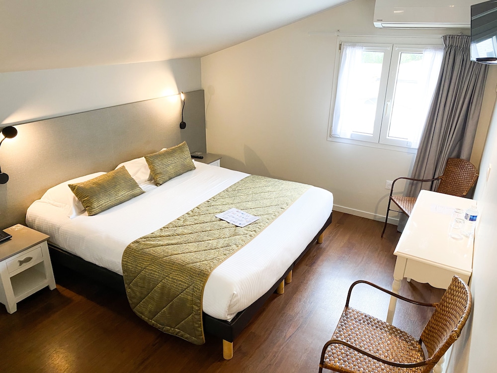 Standard Room photo 3