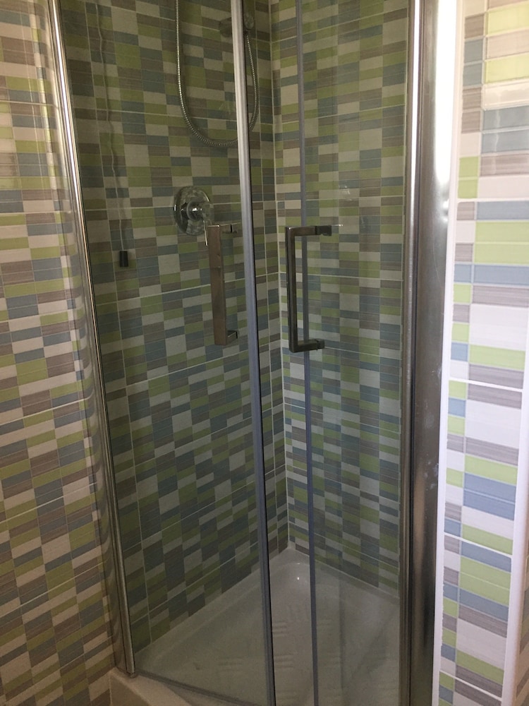 Classic Triple Room, Multiple Beds, Sea View photo 2
