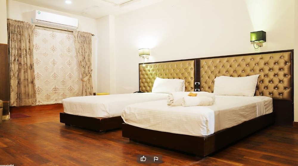 Deluxe Triple Room photo 3