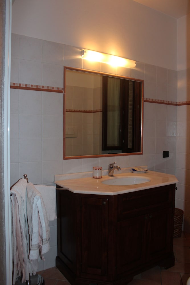 Basic Room photo 3