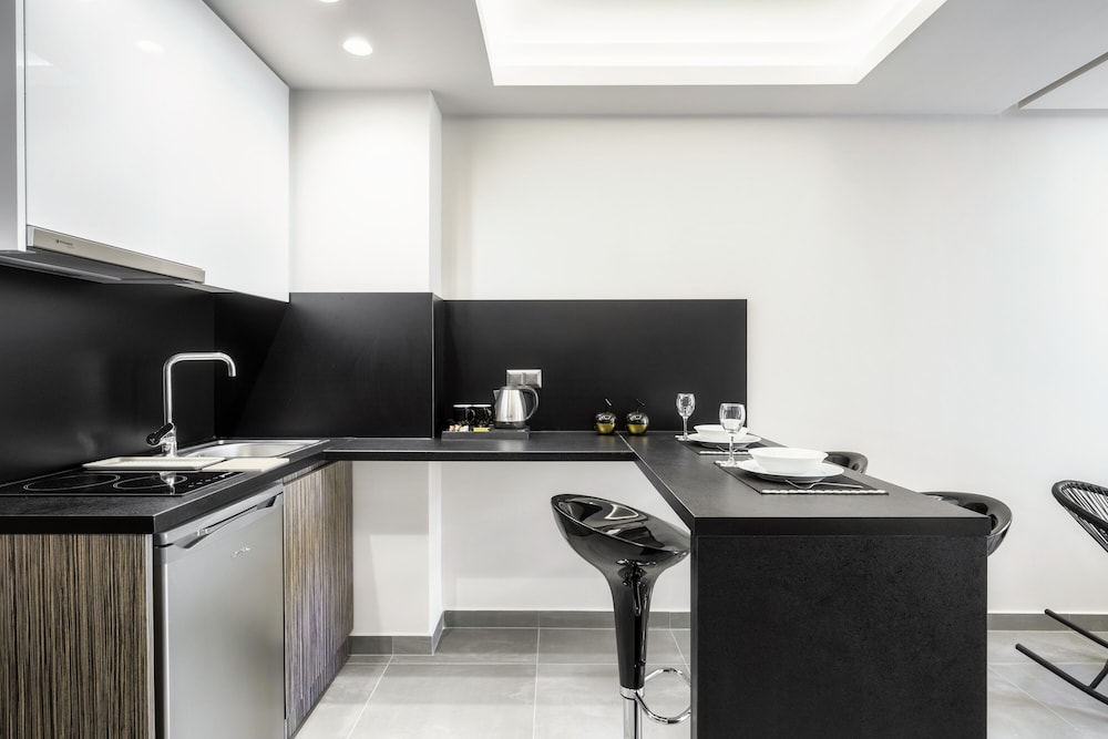 Deluxe Family Suite Open Plan - Photo 29