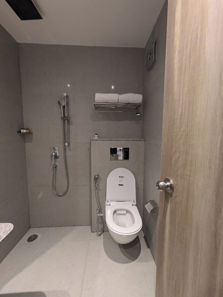 Superior Twin Room - Photo 4
