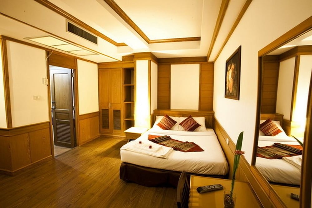 Standard King Room