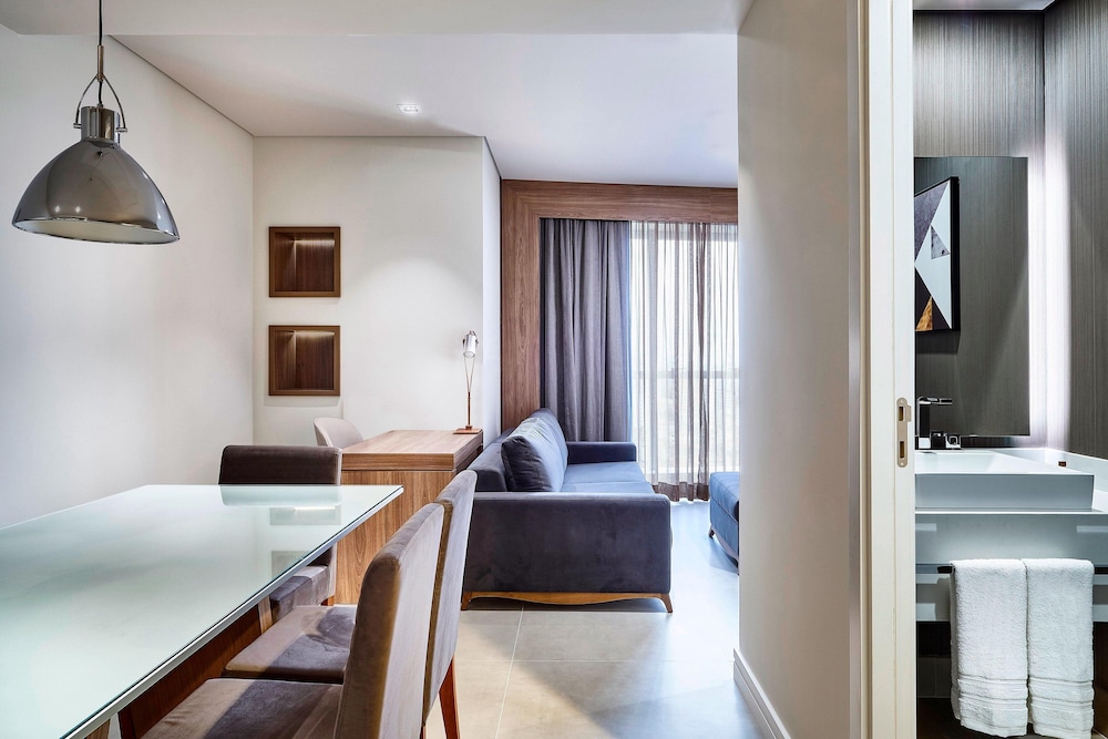 Executive Suite, 1 Bedroom photo 2