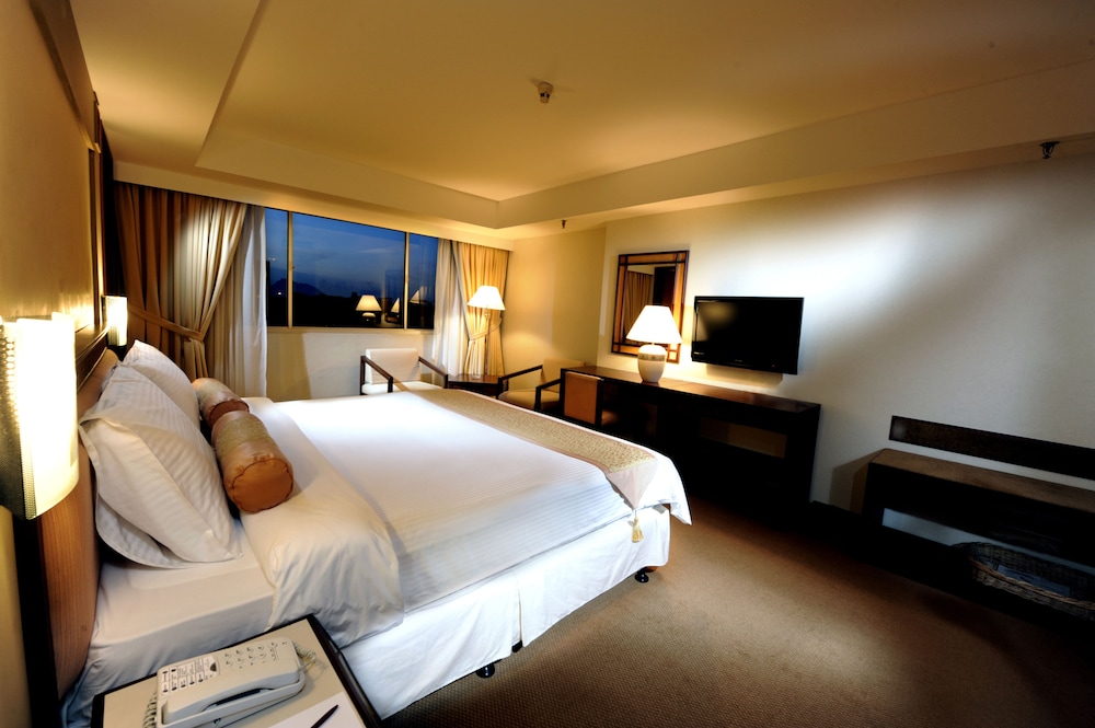 Executive Superior - Photo 1