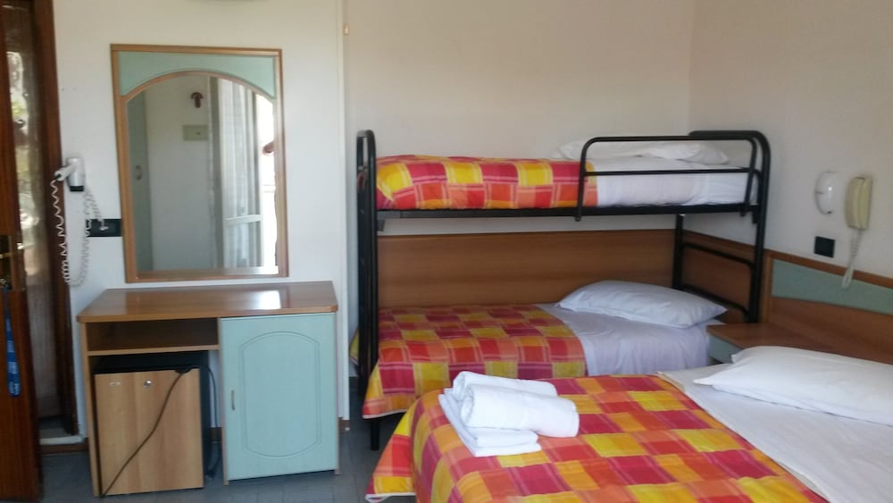 Triple Room photo 1