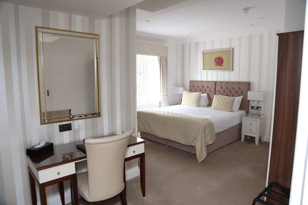 Luxury Room, 1 King Bed photo 3
