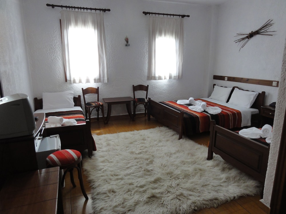 Quadruple Room (Basement, No Balcony)