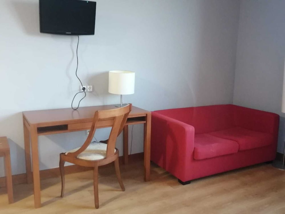 Basic Double Room photo 2