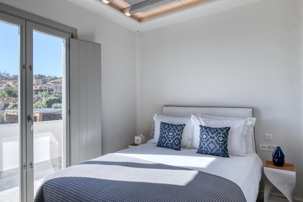 Luxury Villa, 4 Bedrooms, Sea View (M Three) - Photo 12