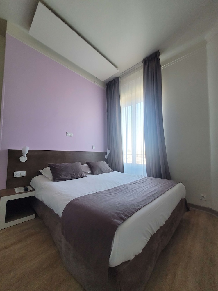 Standard Room, 1 Double Bed - Photo 14