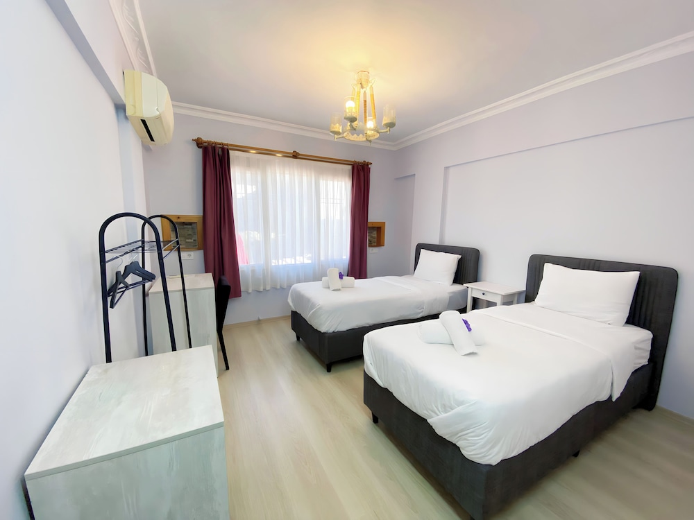 Deluxe Twin Room - Photo 1