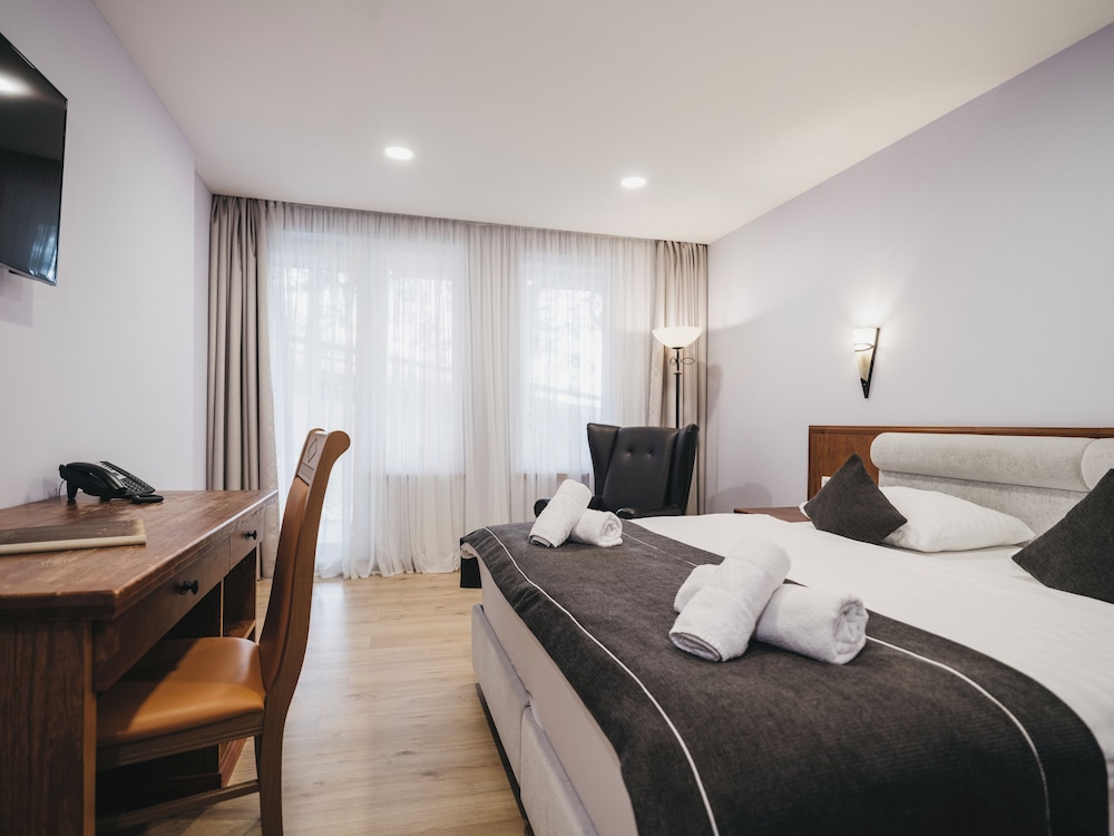 City Double Room, 1 Bedroom, Balcony, City View