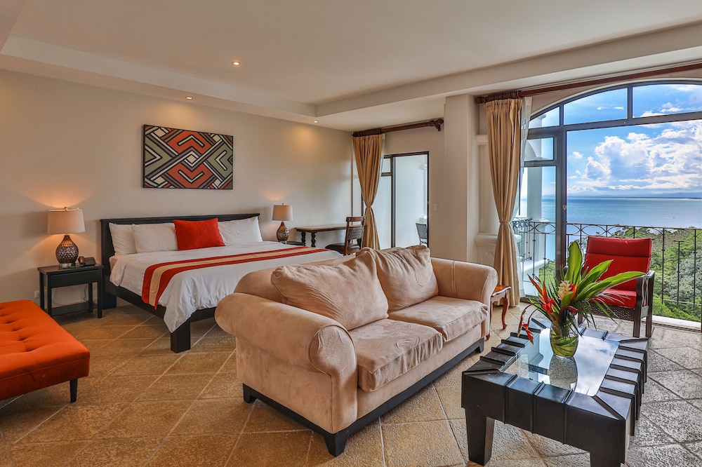 Royal Ocean View - Photo 5