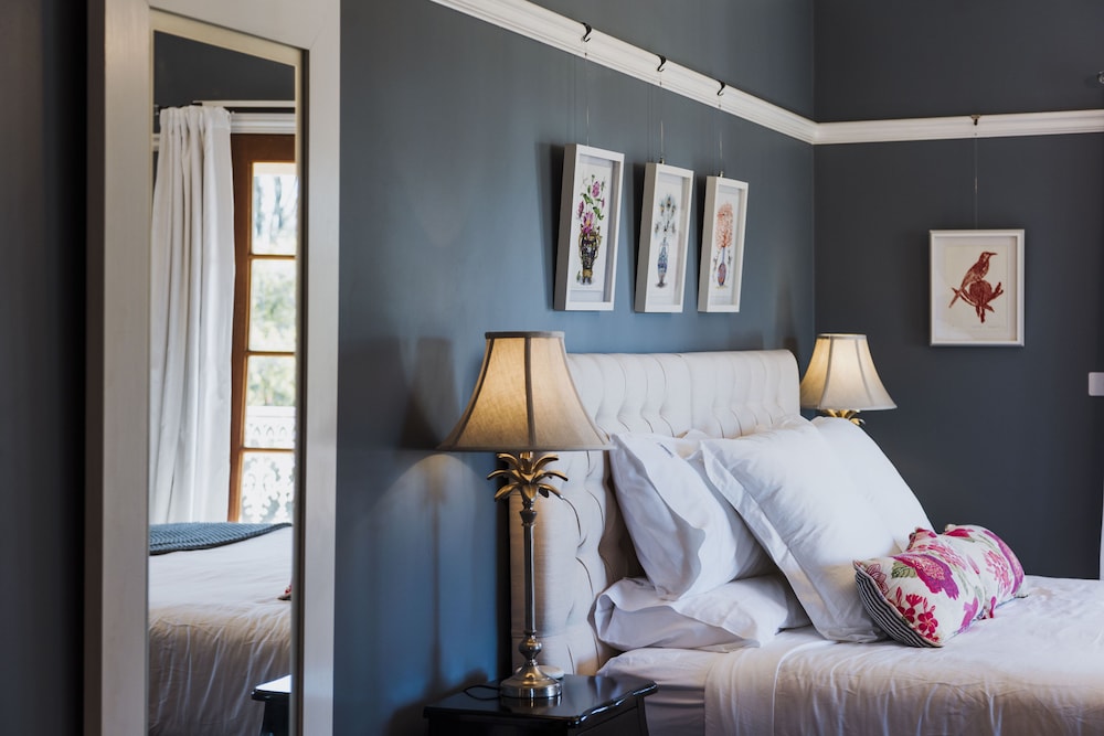 Luxury King Suite with Lounge photo 2