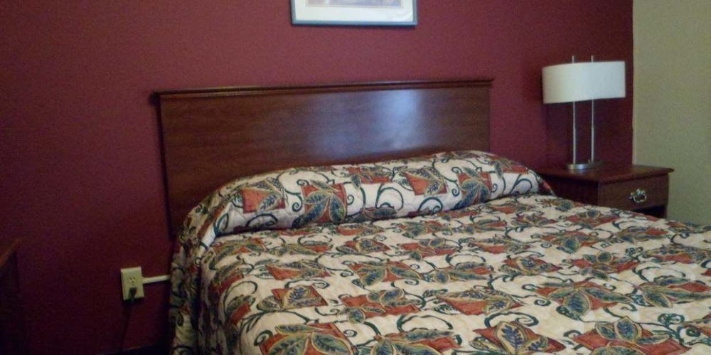 Room, 1 Queen Bed, Smoking photo 3