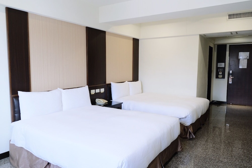 Classic Quadruple Room