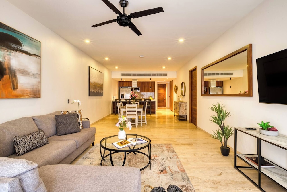 Apartment, Multiple Bedrooms
