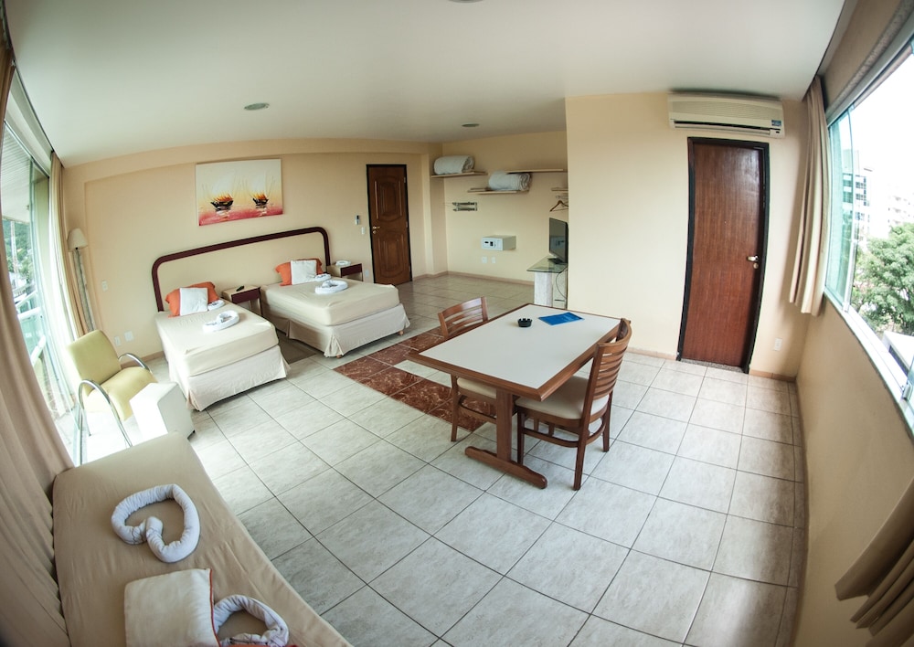 Deluxe Triple Room photo 2
