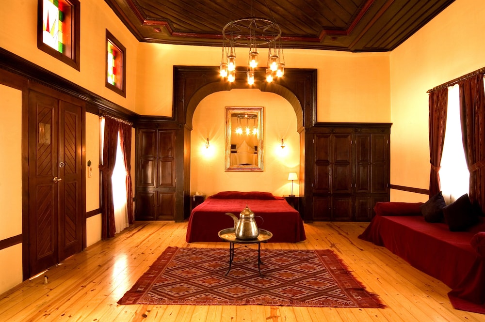 Ottoman Suite (Honeymoon Suite) - Photo 1