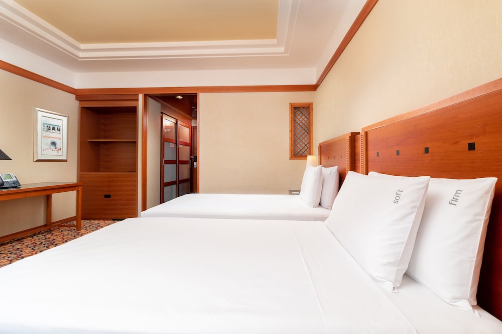 Premium Room, 2 Twin Beds - Photo 1