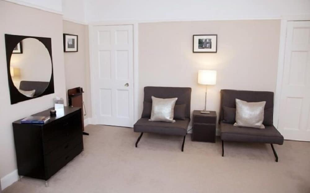 Family Suite, Garden View (Red Castle) photo 3