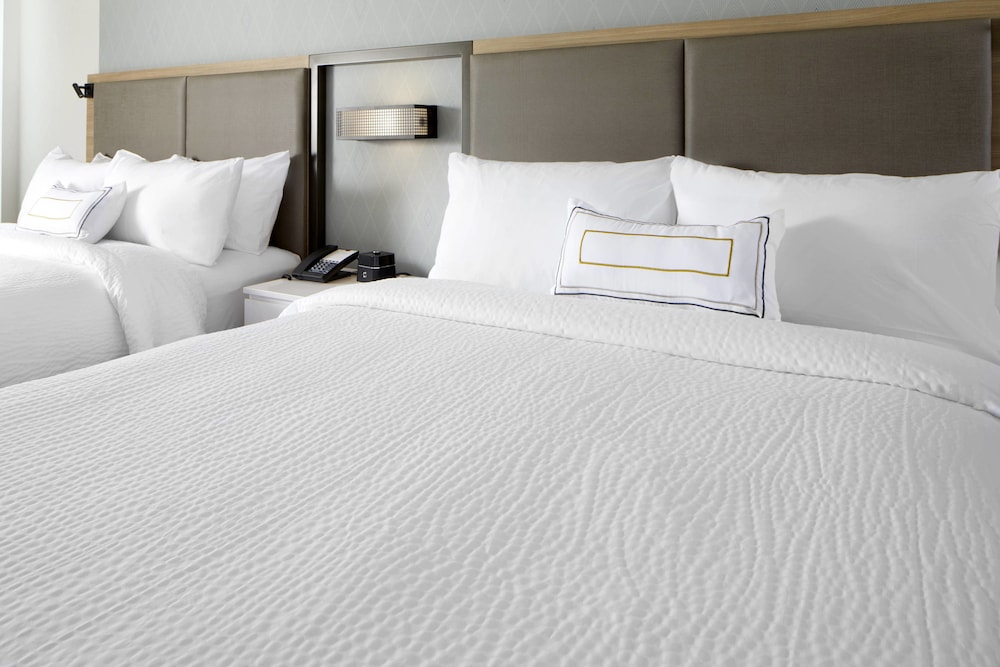 Suite, 2 Queen Beds