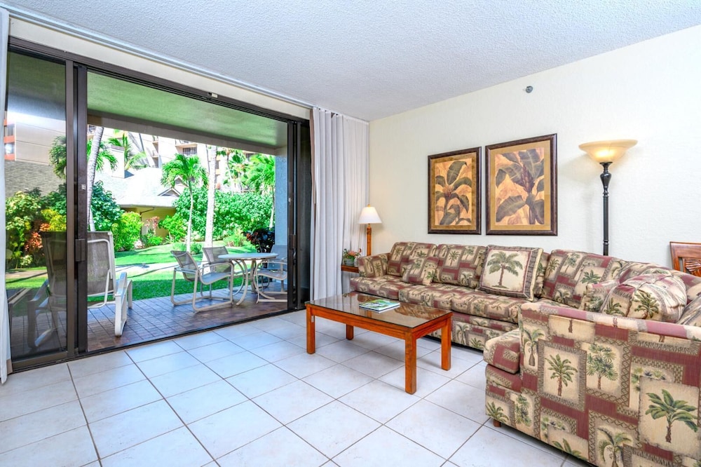 Condo (2 Bedrooms) photo 3
