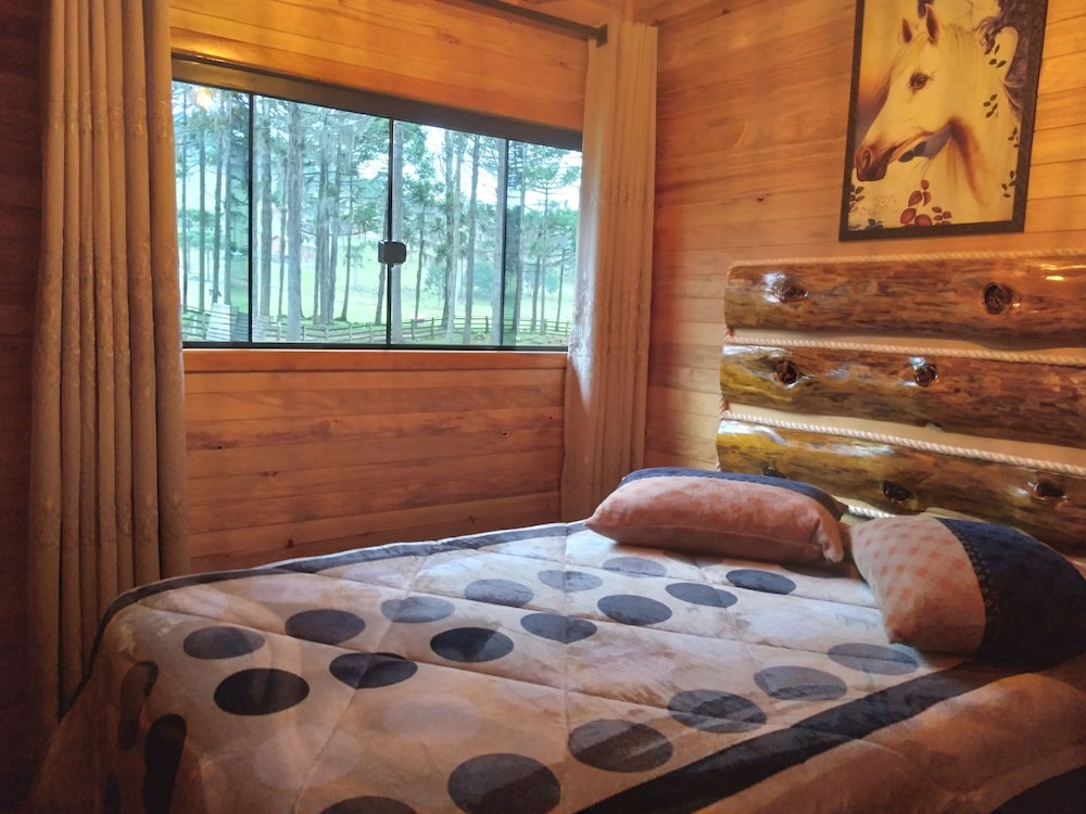 Cabin photo 2