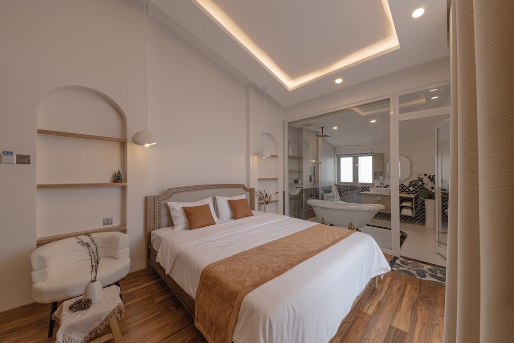 Junior Double Room, Balcony photo 3