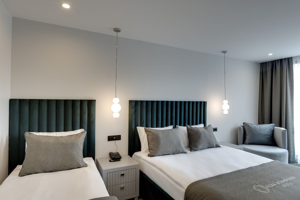 Standard Triple Room photo 3