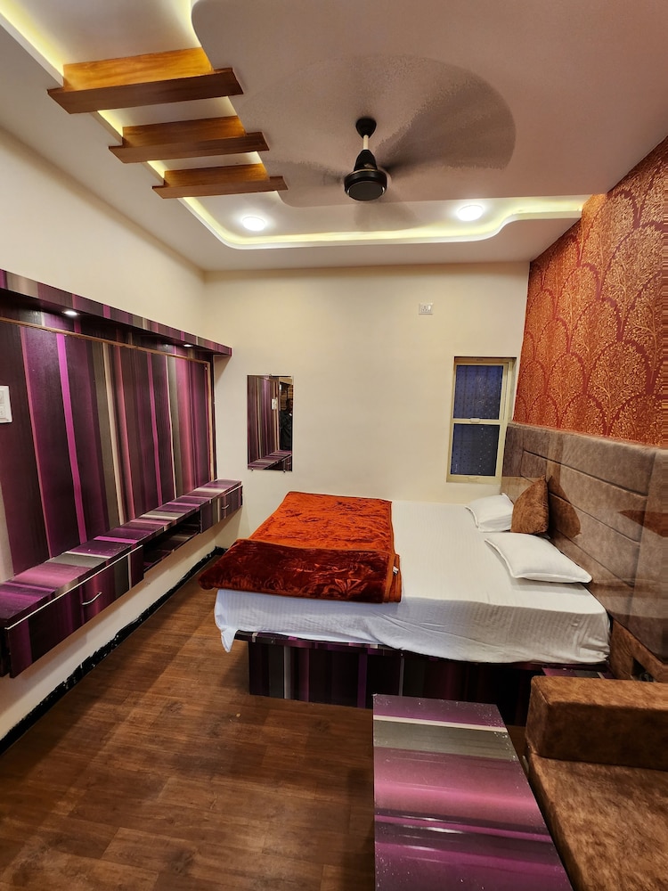 Basic Room photo 3