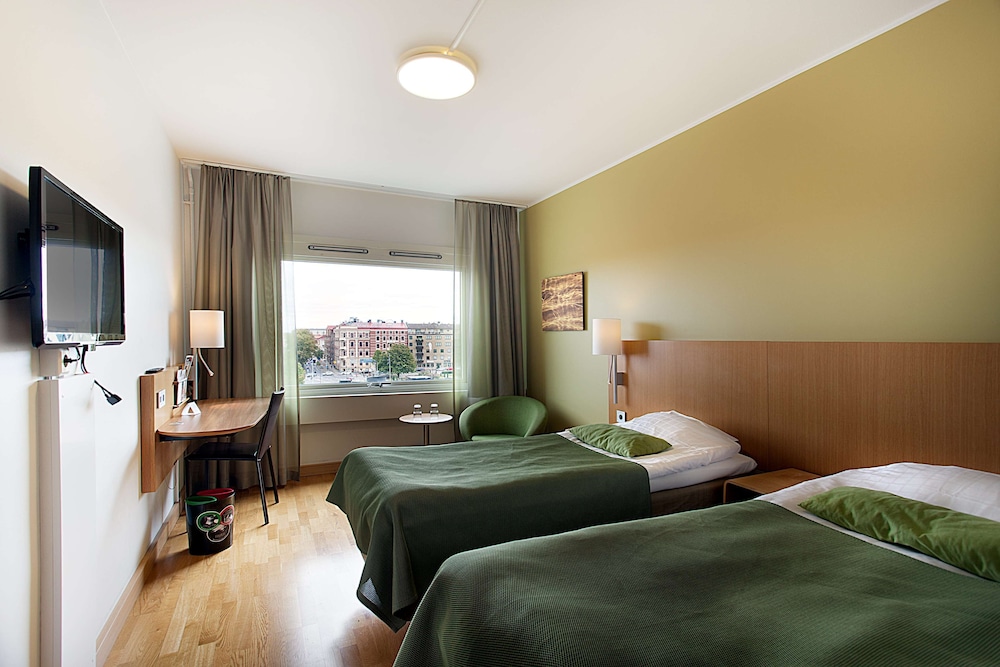 Twin Room - Photo 3