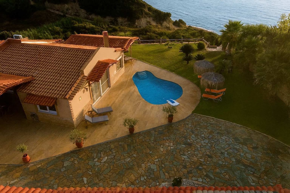 Atlas Villa Beachfront Sea View Escape, Billede 16