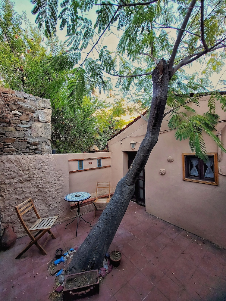 Romantic Cabin photo 2