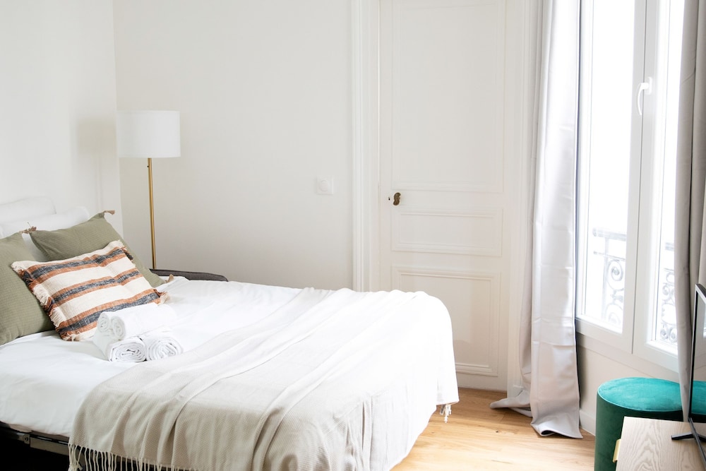 City Apartment, 1 Bedroom, Non Smoking, Courtyard View photo 2