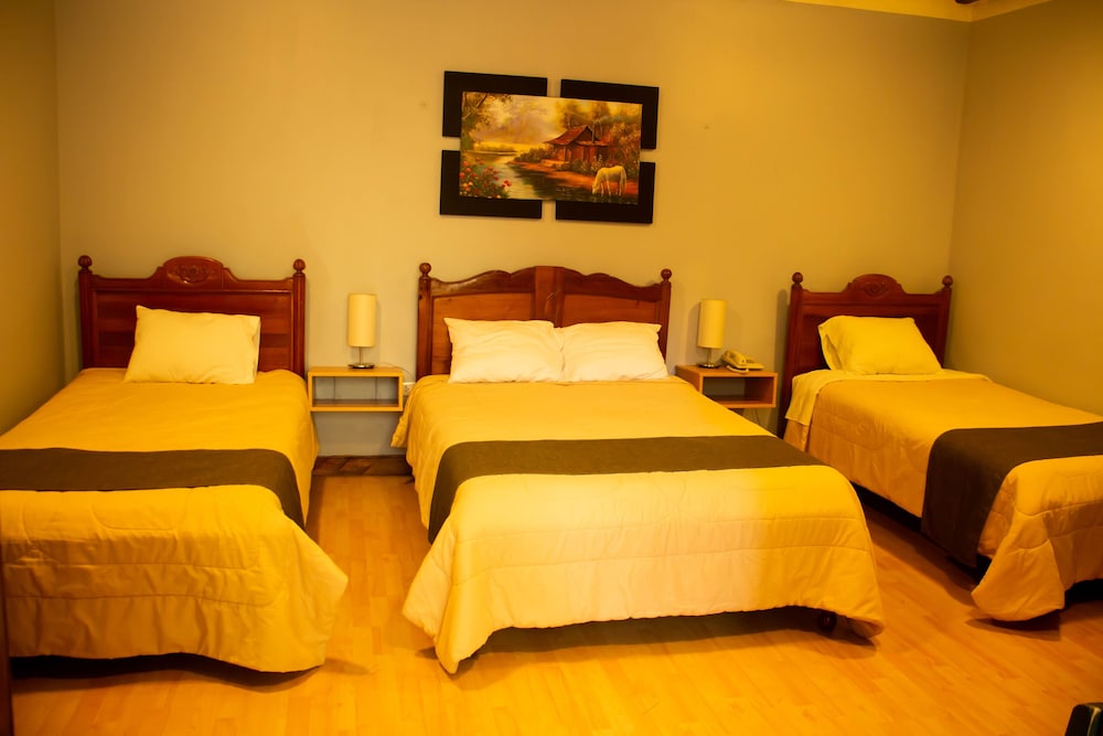 Basic Quadruple Room photo 1