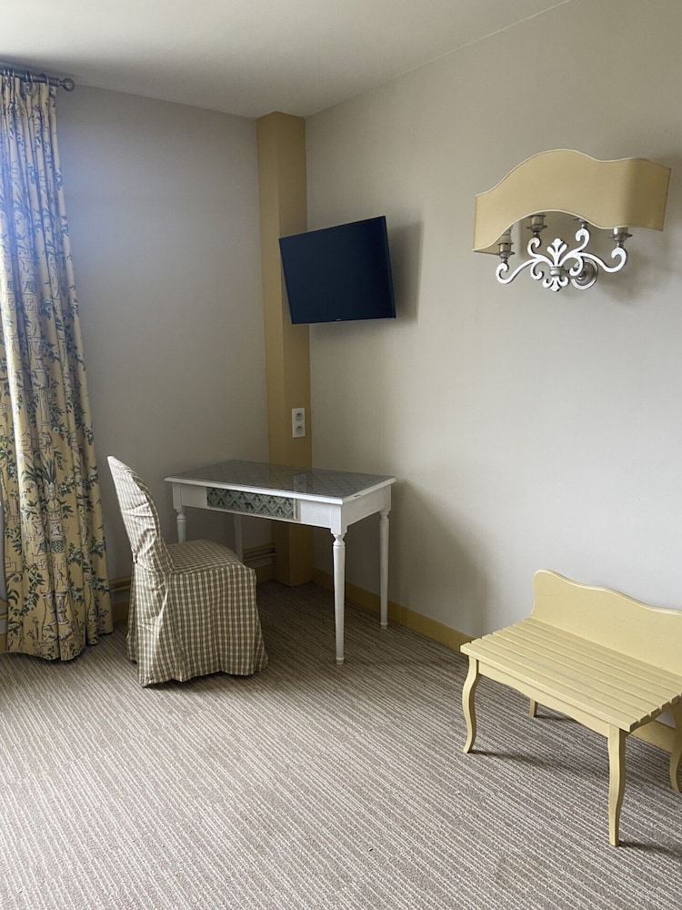 Deluxe Triple Room, Park View