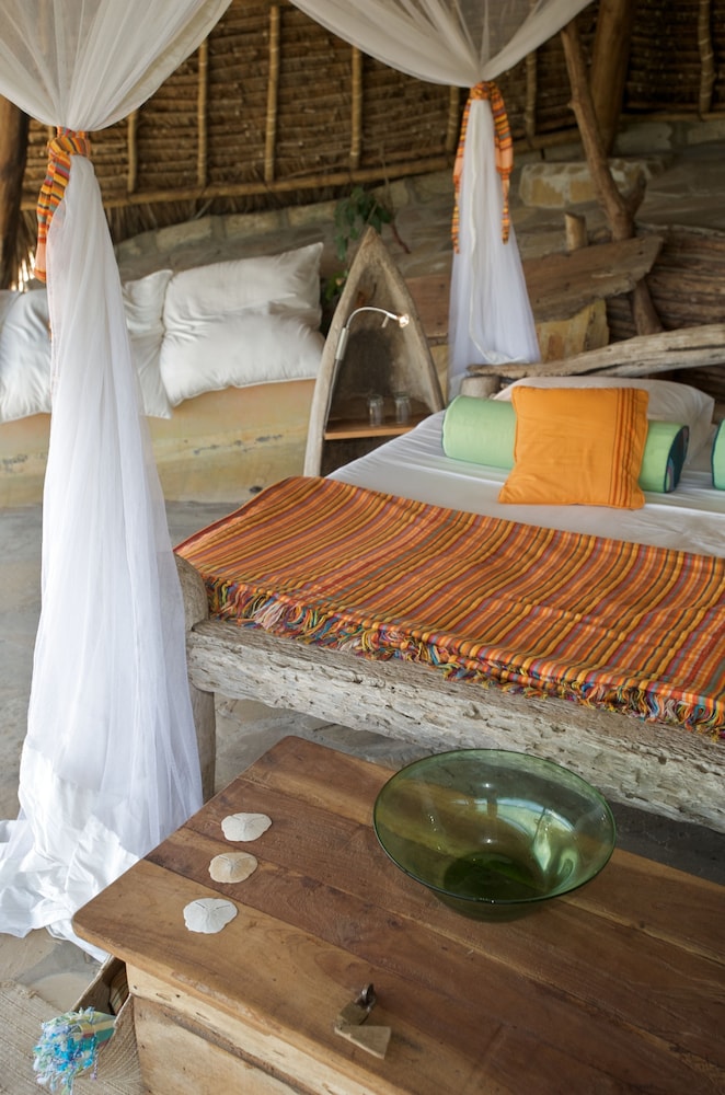 Standard Room, 2 Bedrooms, Ensuite, Ocean View photo 3