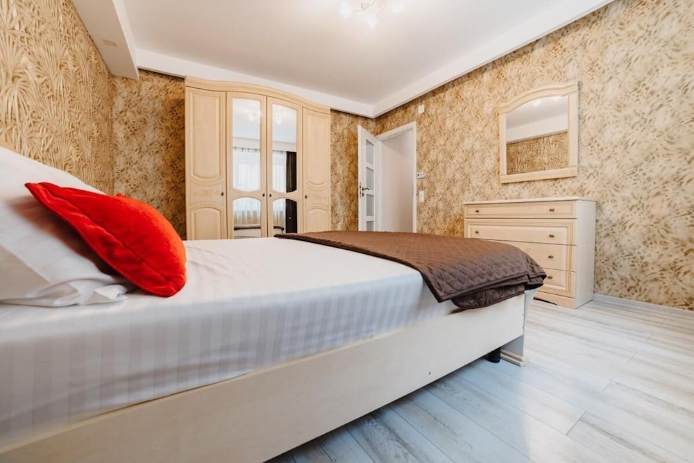 Apartment, 2 Bedrooms, Terrace, City View