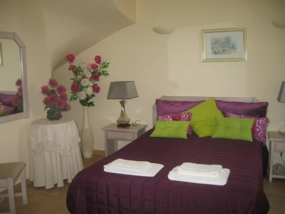 Standard Apartment, 3 Bedrooms photo 3