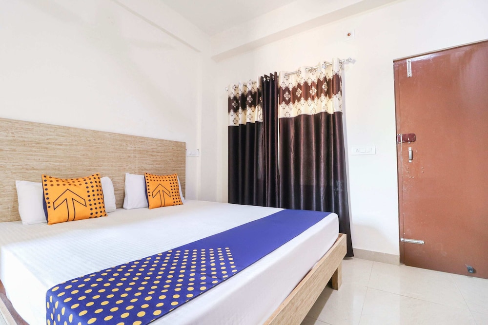 Double or Twin Room photo 3