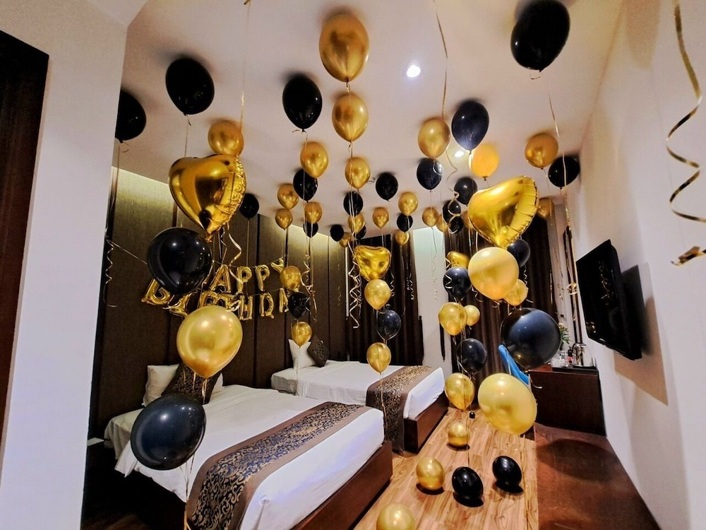 Premier Twin Room - Photo 1