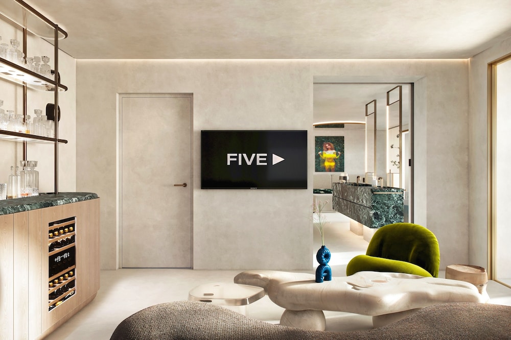 Epic Suite | Sea View photo 2