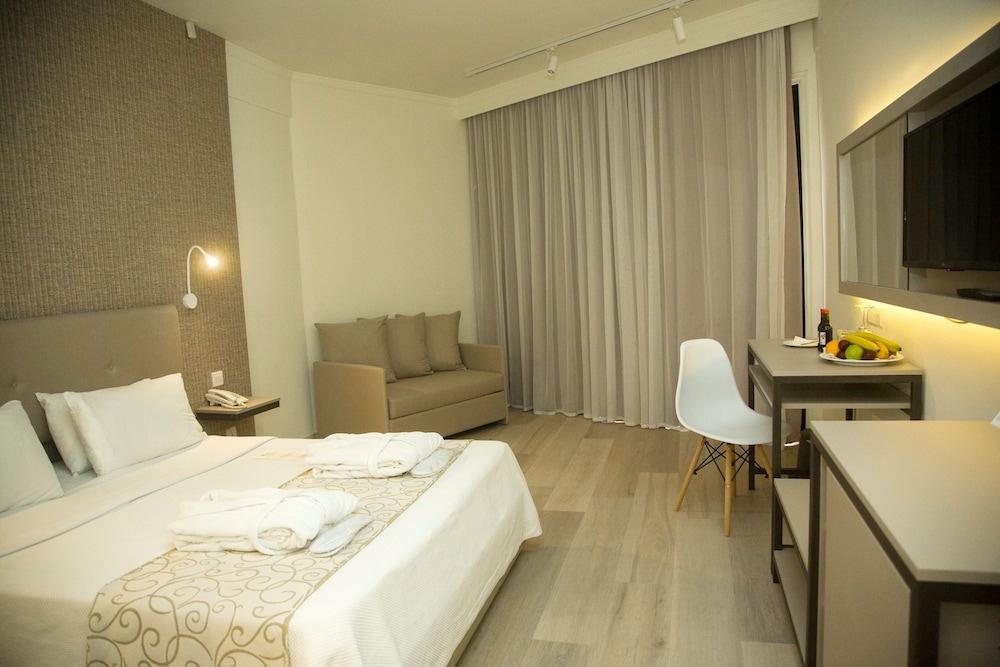 Standard Room, Partial Sea View - Photo 2