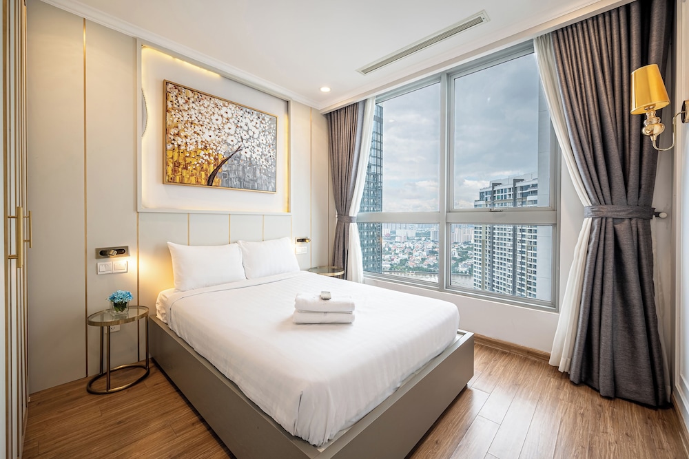 Superior Apartment, 3 Bedrooms, Balcony, City View