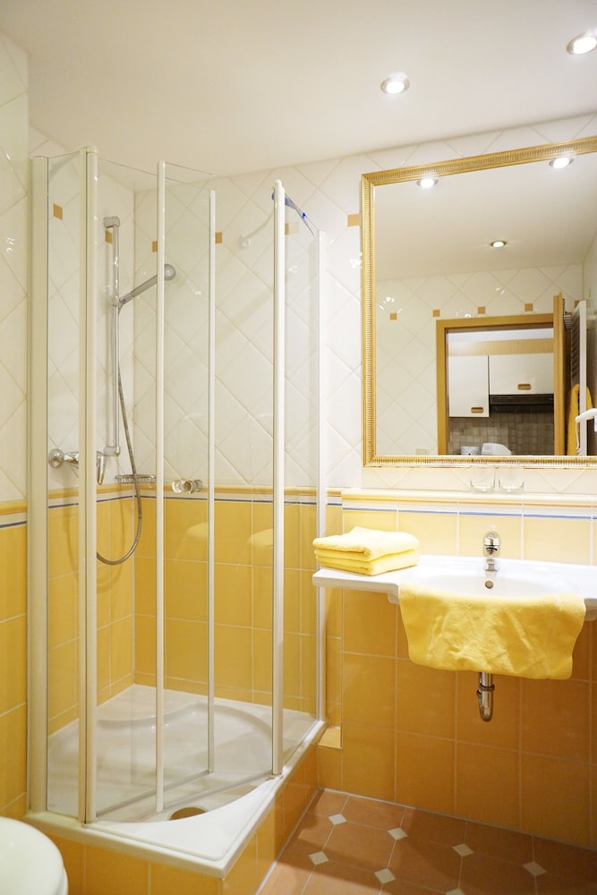 Comfort Double Room, Balcony, Garden View